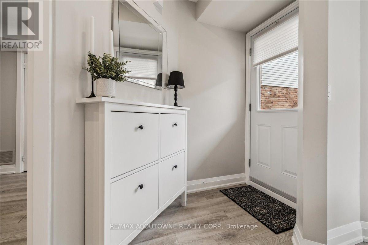 Property at 123 - 2110 CLEAVER AVENUE image 3