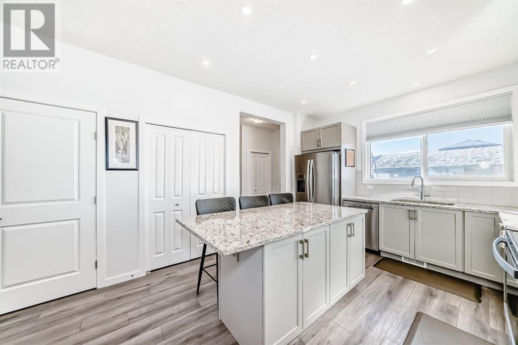 Property at 207 Belmont Boulevard SW image 5