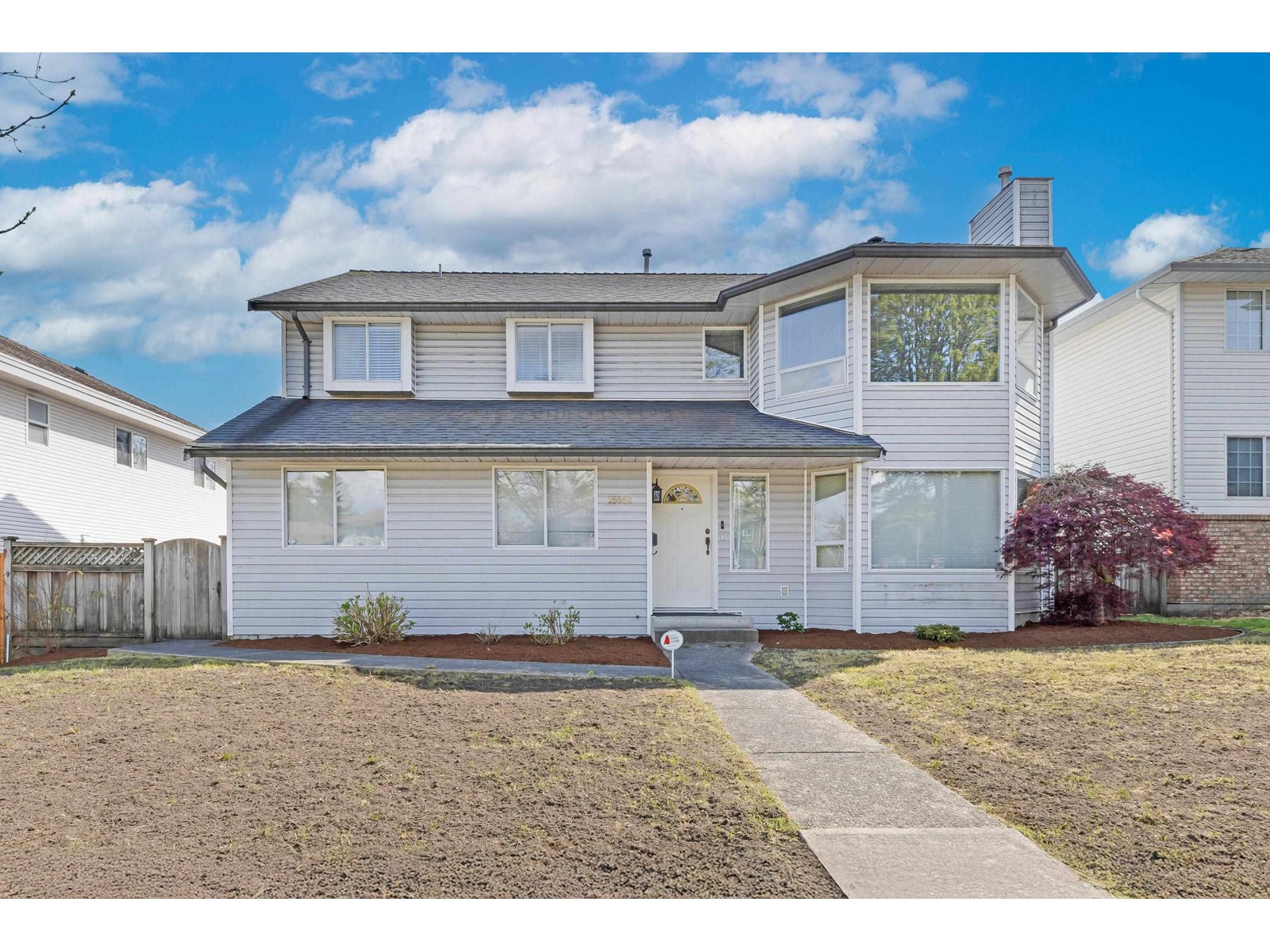 15852 100 AVENUE, Surrey, British Columbia