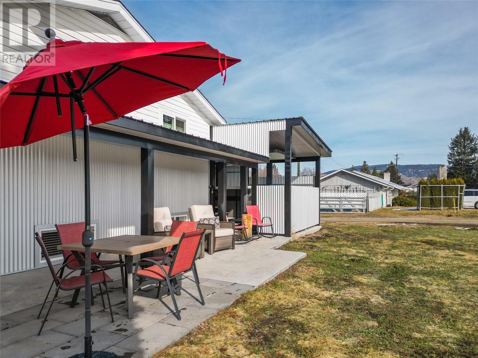 Property at 437 Parsons Avenue image 4