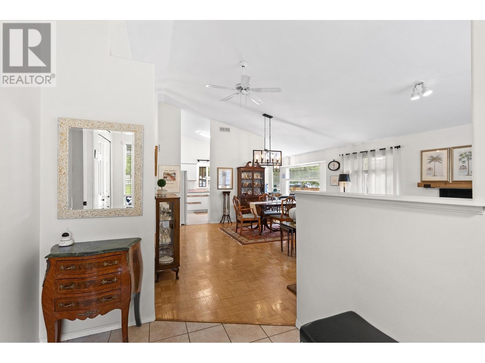 Property at 137 W CHINA CREEK Road image 5
