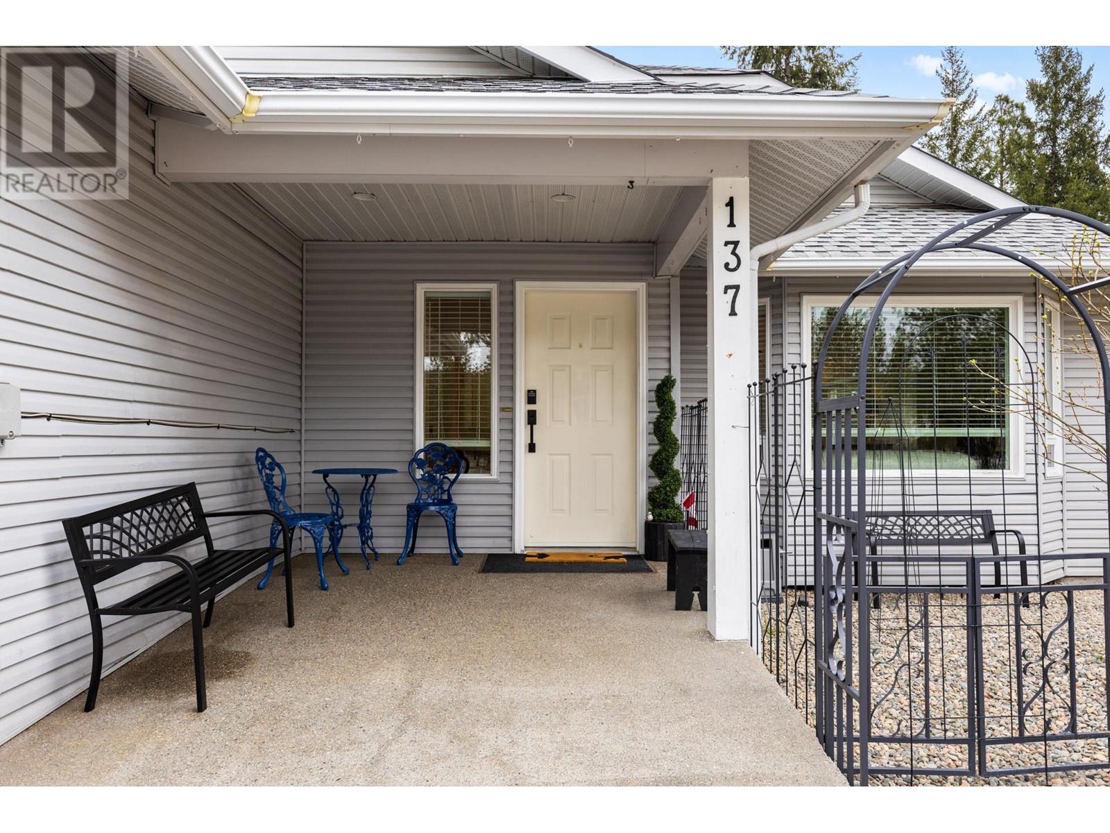Property at 137 W CHINA CREEK Road image 3