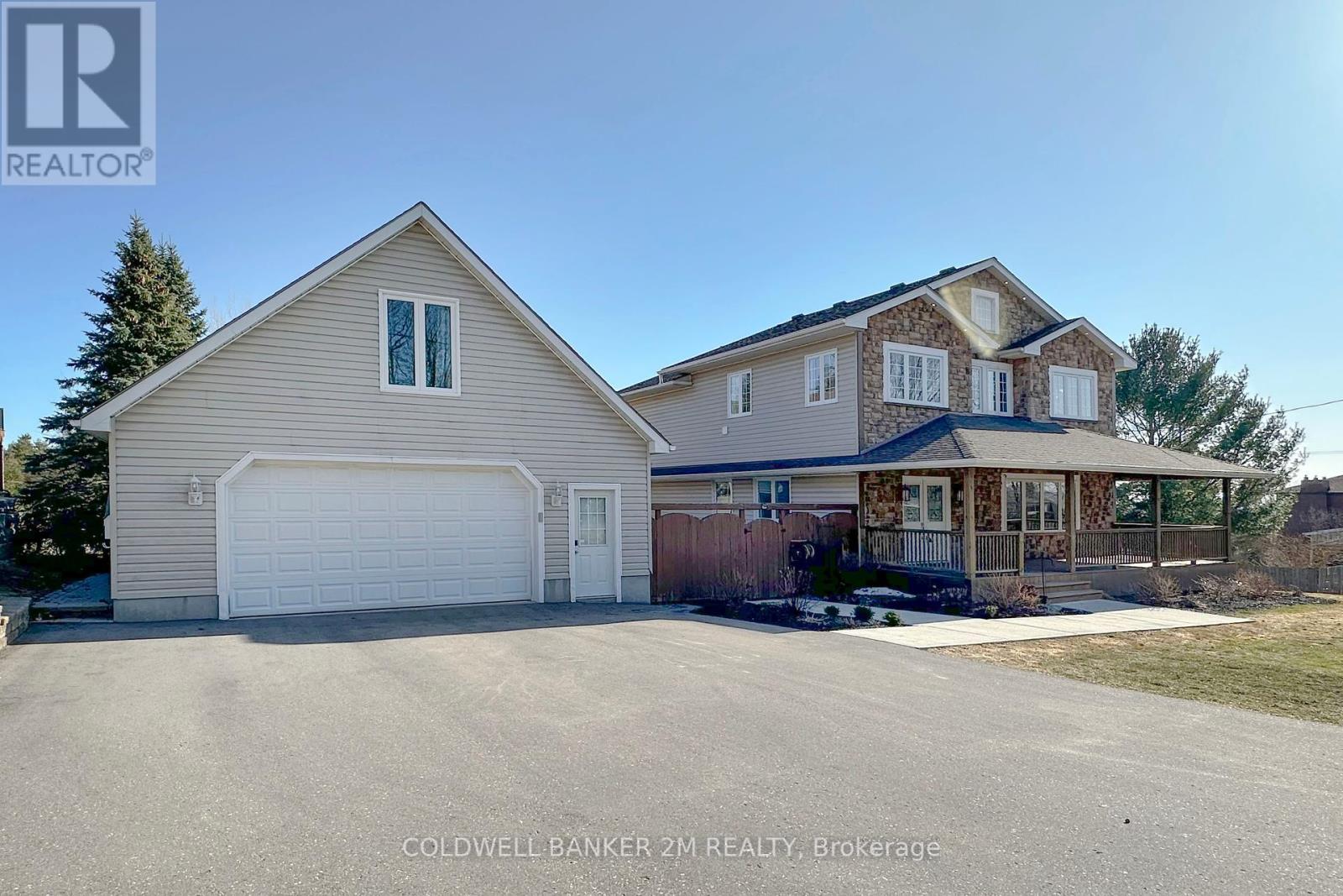 Property at 37 BRADLEY BOULEVARD image 2