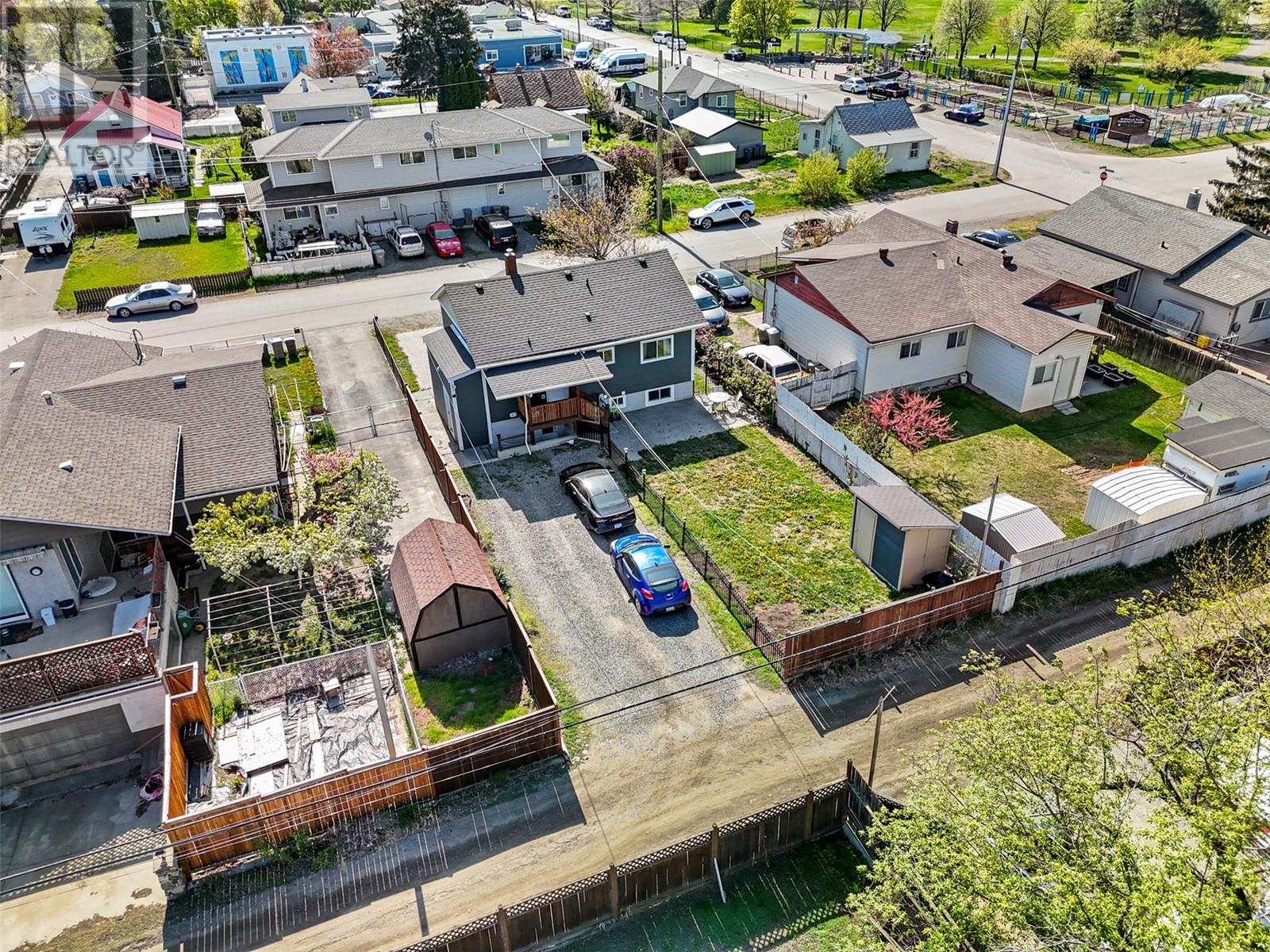 Property at 144 PARK Street image 4