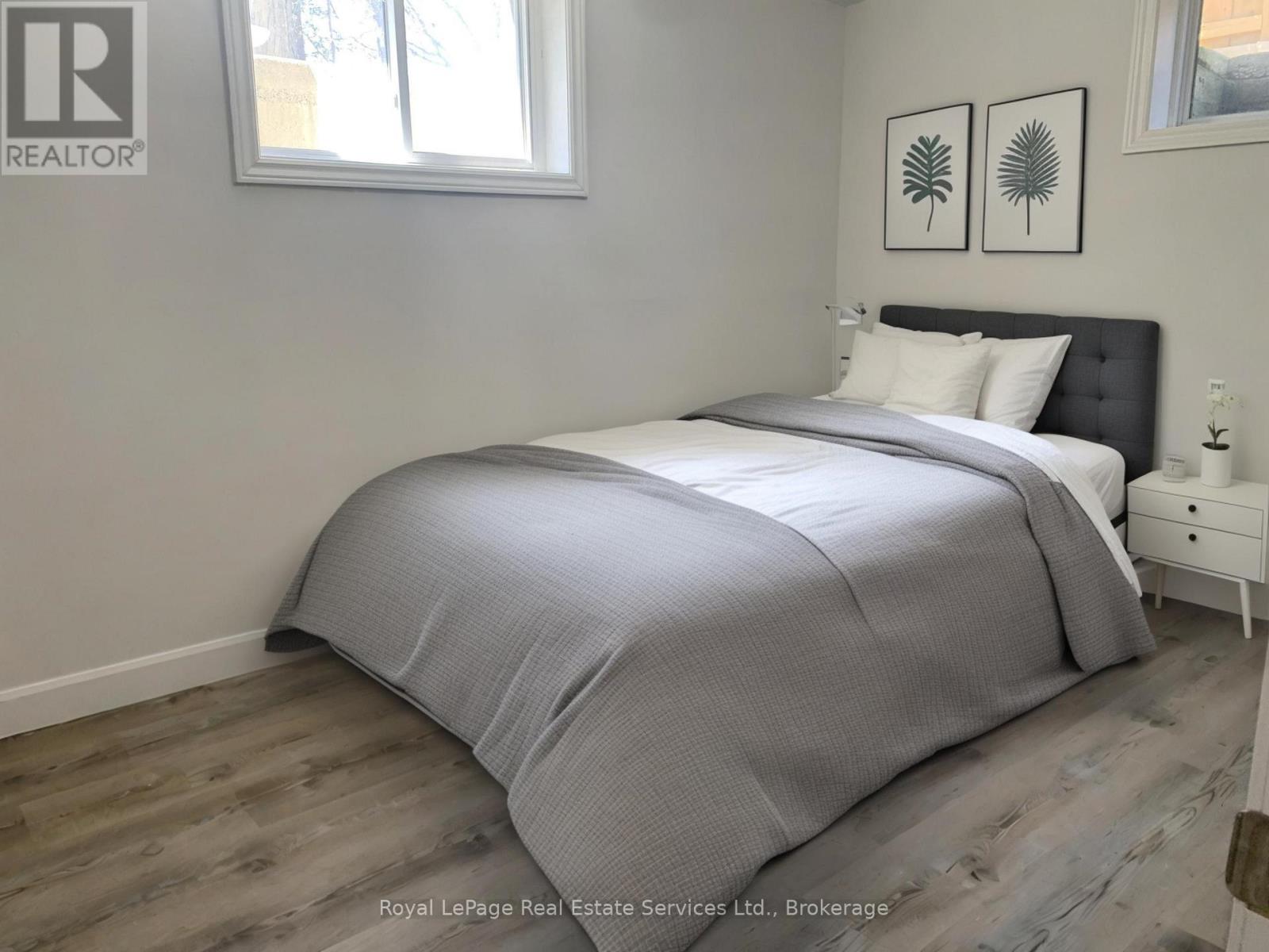 2 - 1033 Gardner Avenue, Mississauga, Ontario  L5E 1B5 - Photo 11 - W12107993