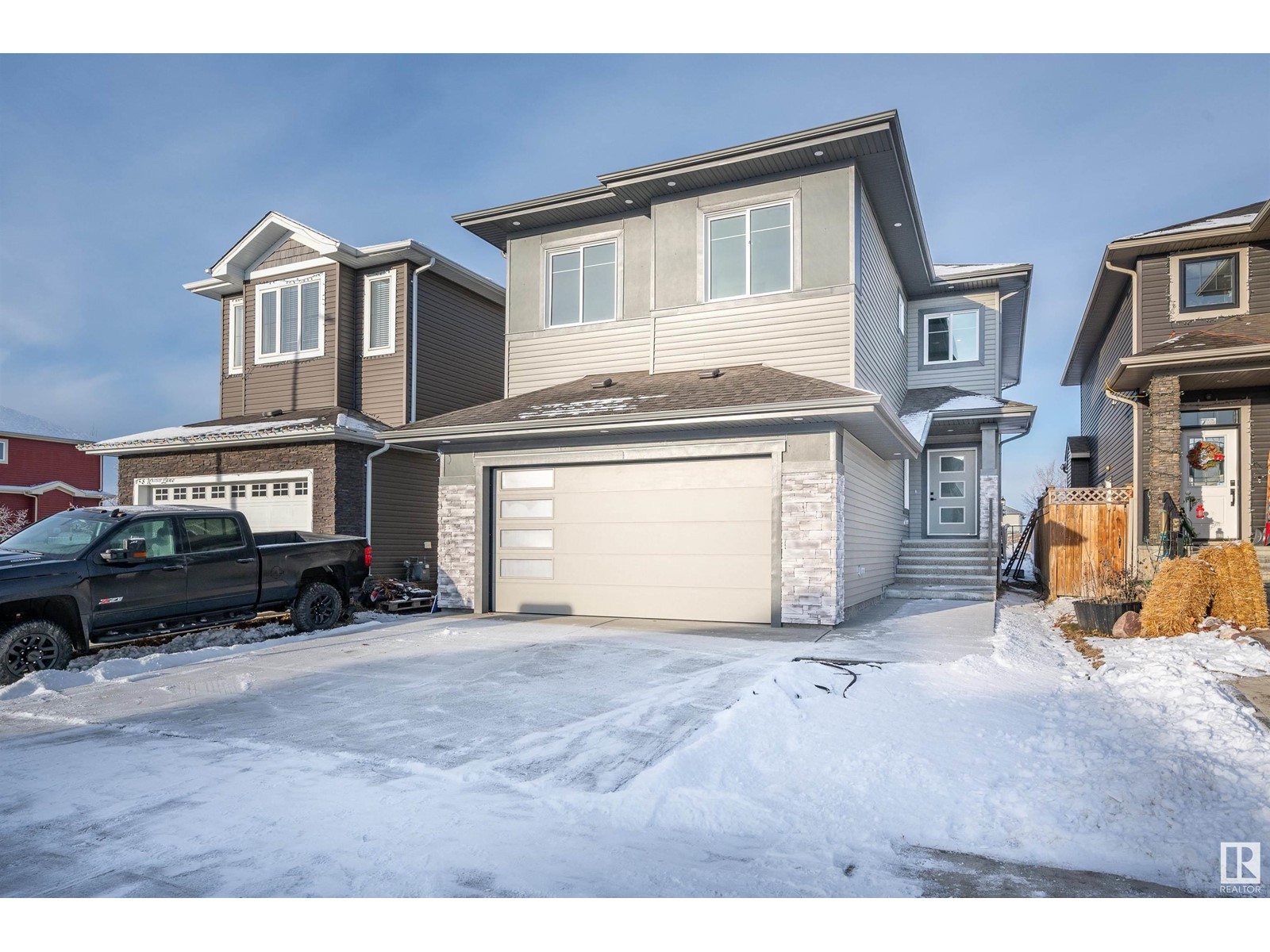 Property at 5 Black Bird Bend image 3