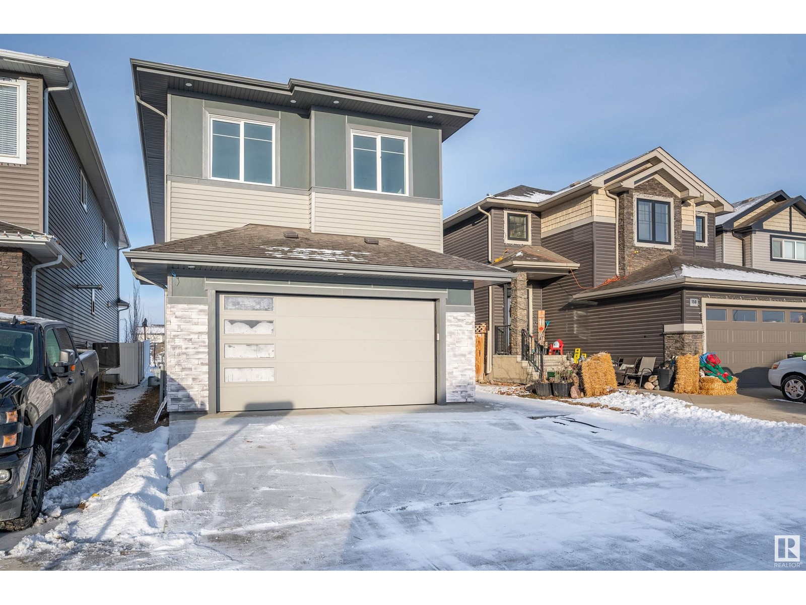 Property at 5 Black Bird Bend image 2