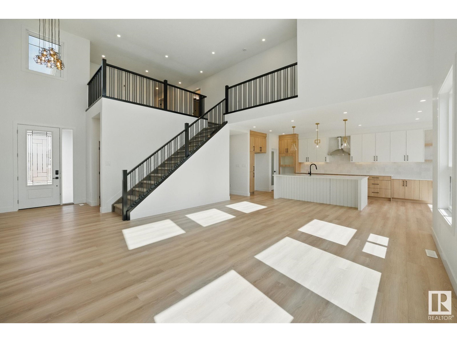 Property at 41 Avonlea WY image 2