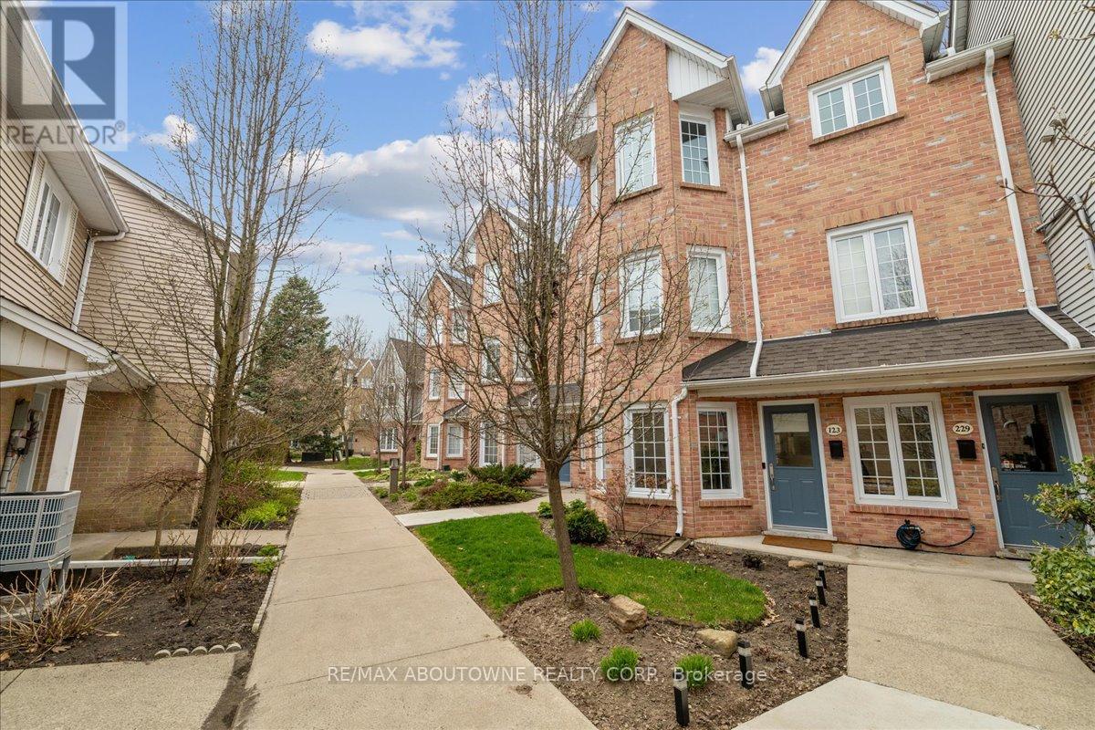 Property at 123 - 2110 CLEAVER AVENUE image 1