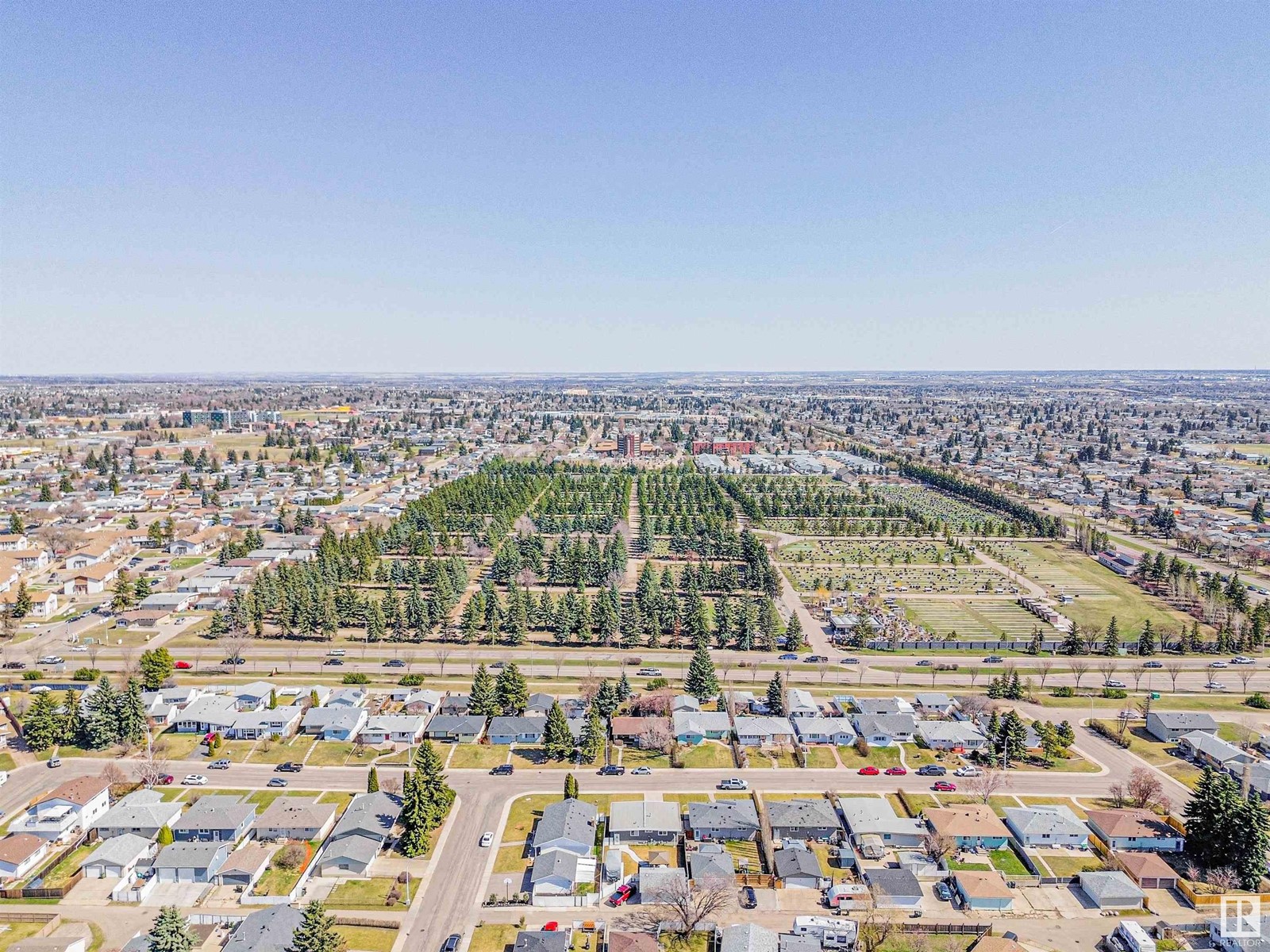 Property at 8320 138 AV NW NW image 3