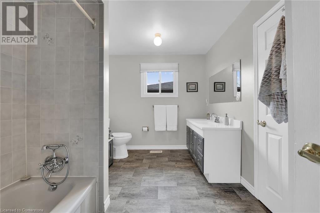 433 Eaglewood Drive, Hamilton, Ontario  L8W 2T1 - Photo 21 - 40717821