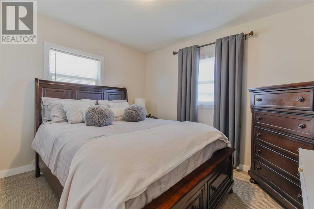 565 Rogers Avenue, Picture Butte, Alberta  T1K 2A0 - Photo 13 - A2208692