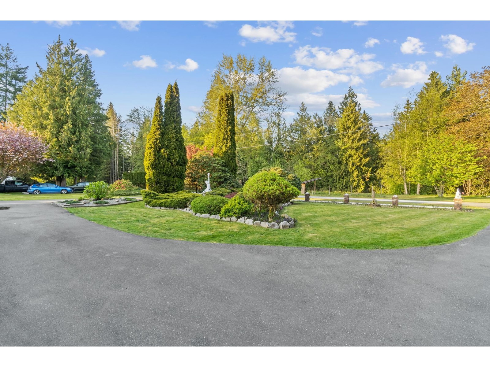 Property at 5465 247A STREET image 3
