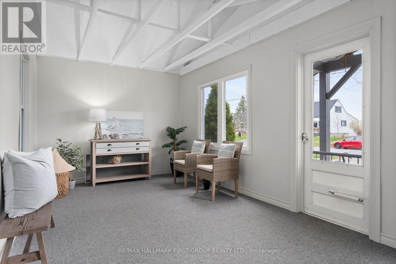 Property at 142 BURNHAM STREET image 4