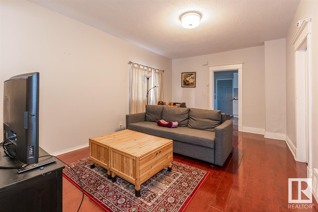 Property at 9332 106A AV NW image 5