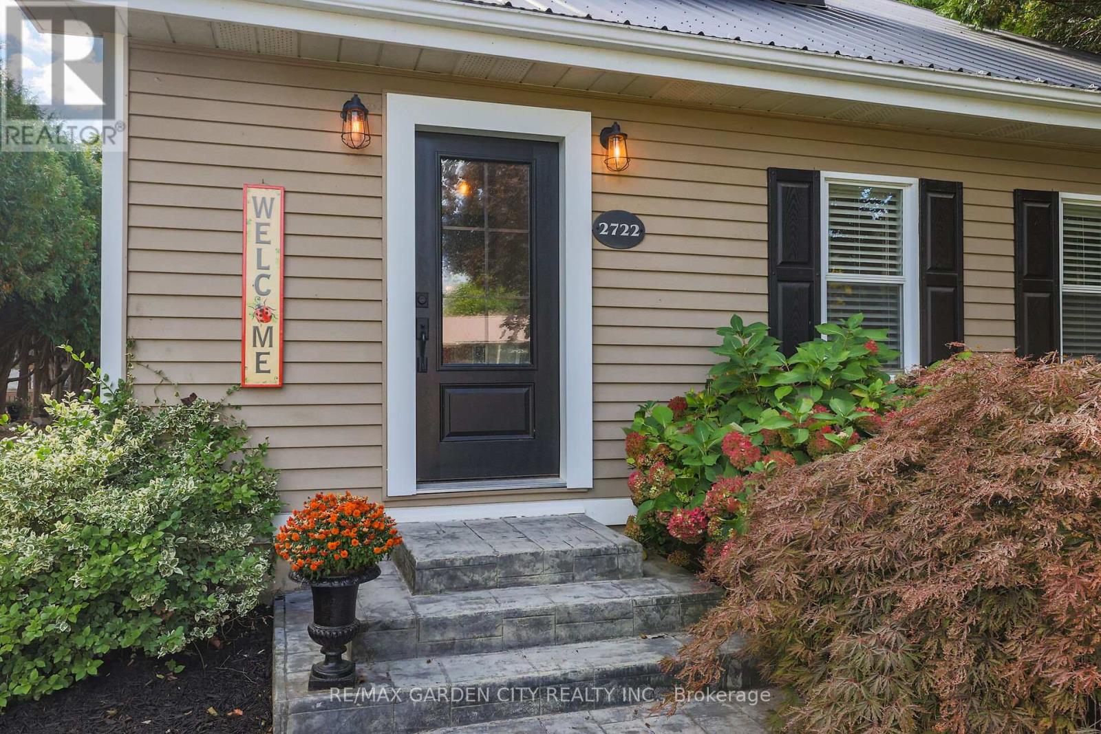 Property at 2323 RED MAPLE AVENUE image 3