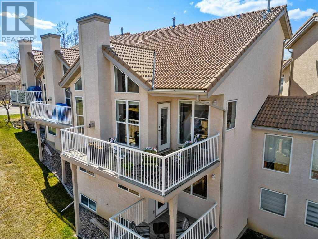 703 Patterson View Sw, Calgary, Alberta  T3H 3J9 - Photo 9 - A2215459