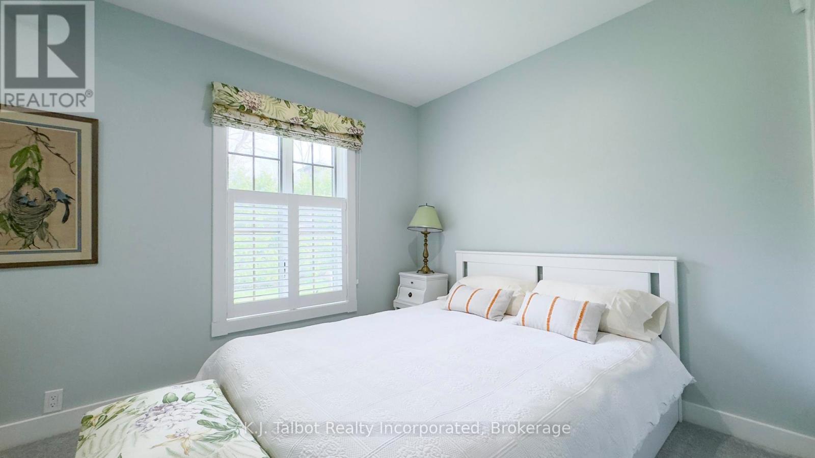 14 & 16 Chiniquy Street E, Bluewater, Ontario  N0M 1G0 - Photo 39 - X12108160