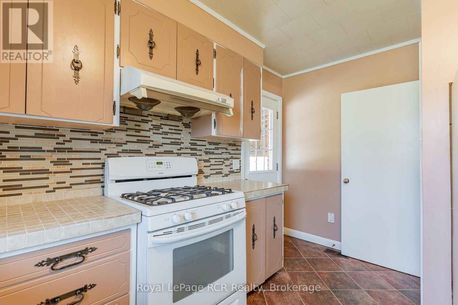 456 Sykes Street S, Meaford, Ontario  N4L 1C6 - Photo 17 - X12108164