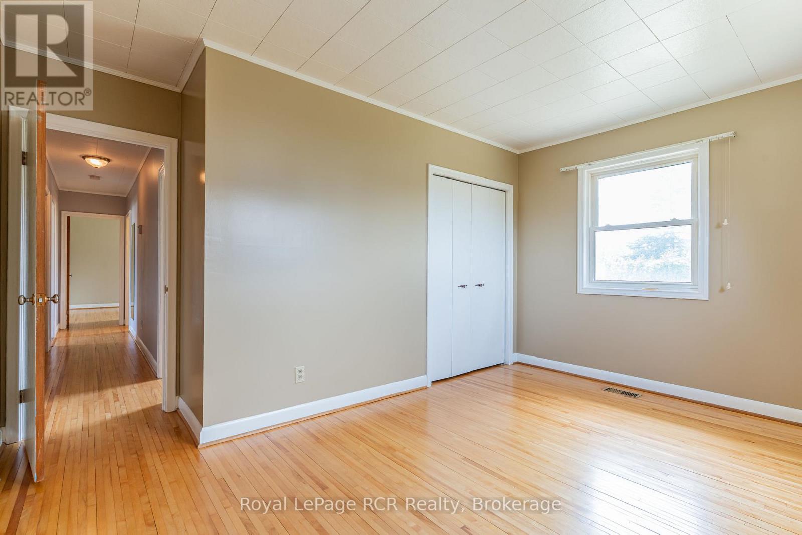 456 Sykes Street S, Meaford, Ontario  N4L 1C6 - Photo 22 - X12108164