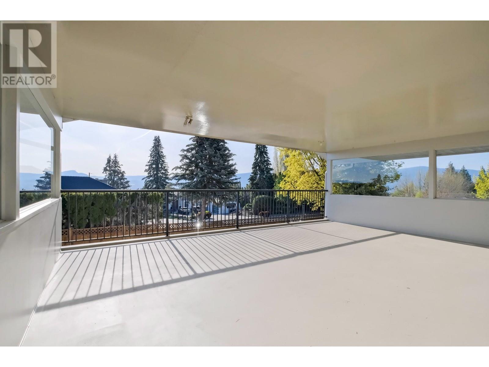 Property at 580 Kelview Road image 4