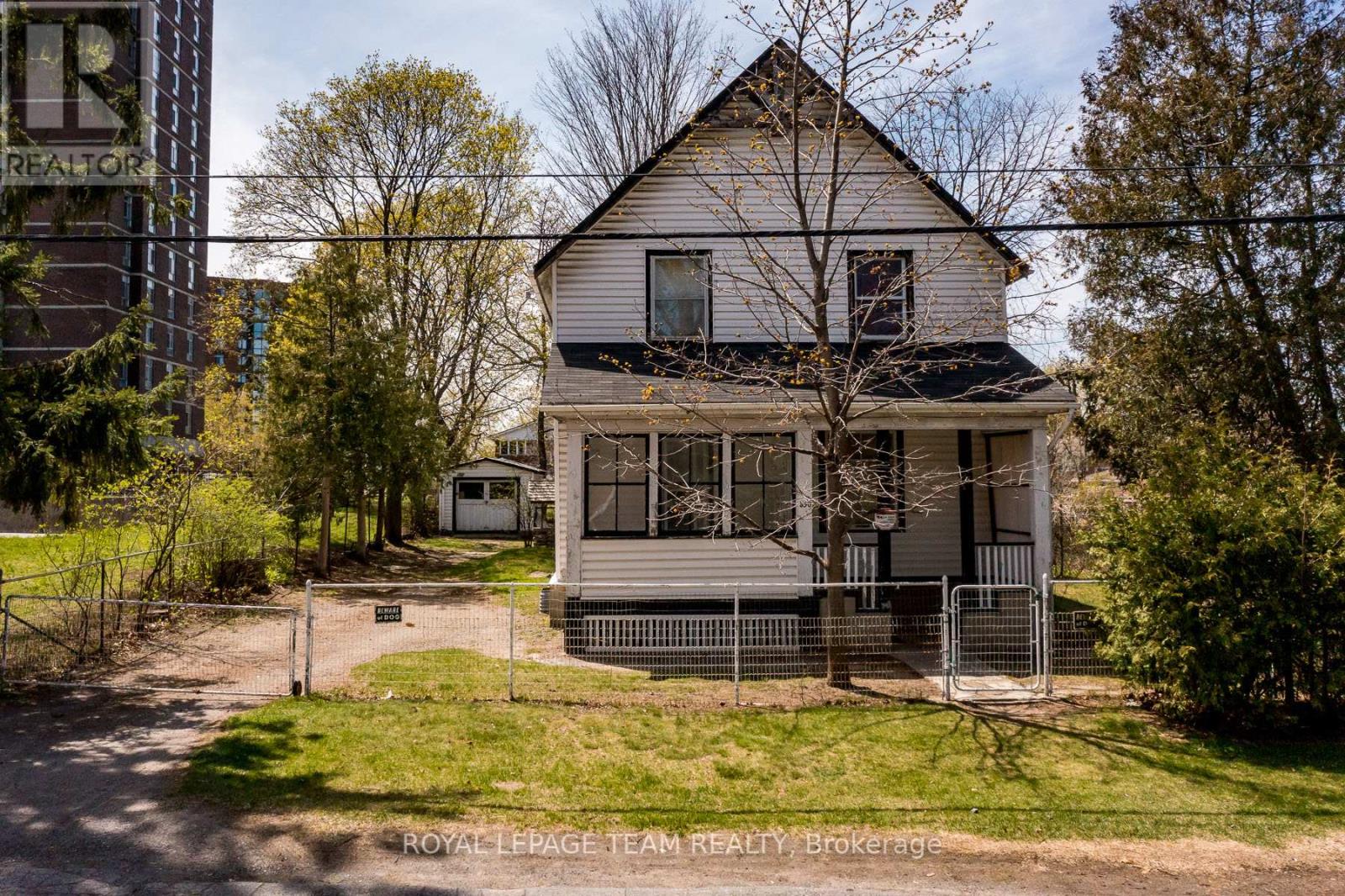 830 HIGH STREET, Ottawa, Ontario