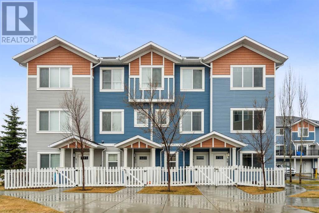 48 Stonehouse Crescent Nw, High River, Alberta  T1V 1G1 - Photo 2 - A2215069