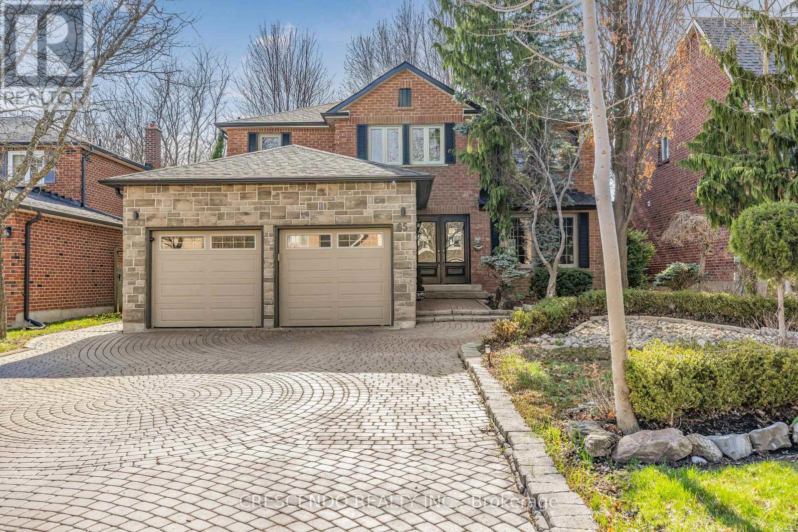 Property at 65 FERN VALLEY CRESCENT image 3