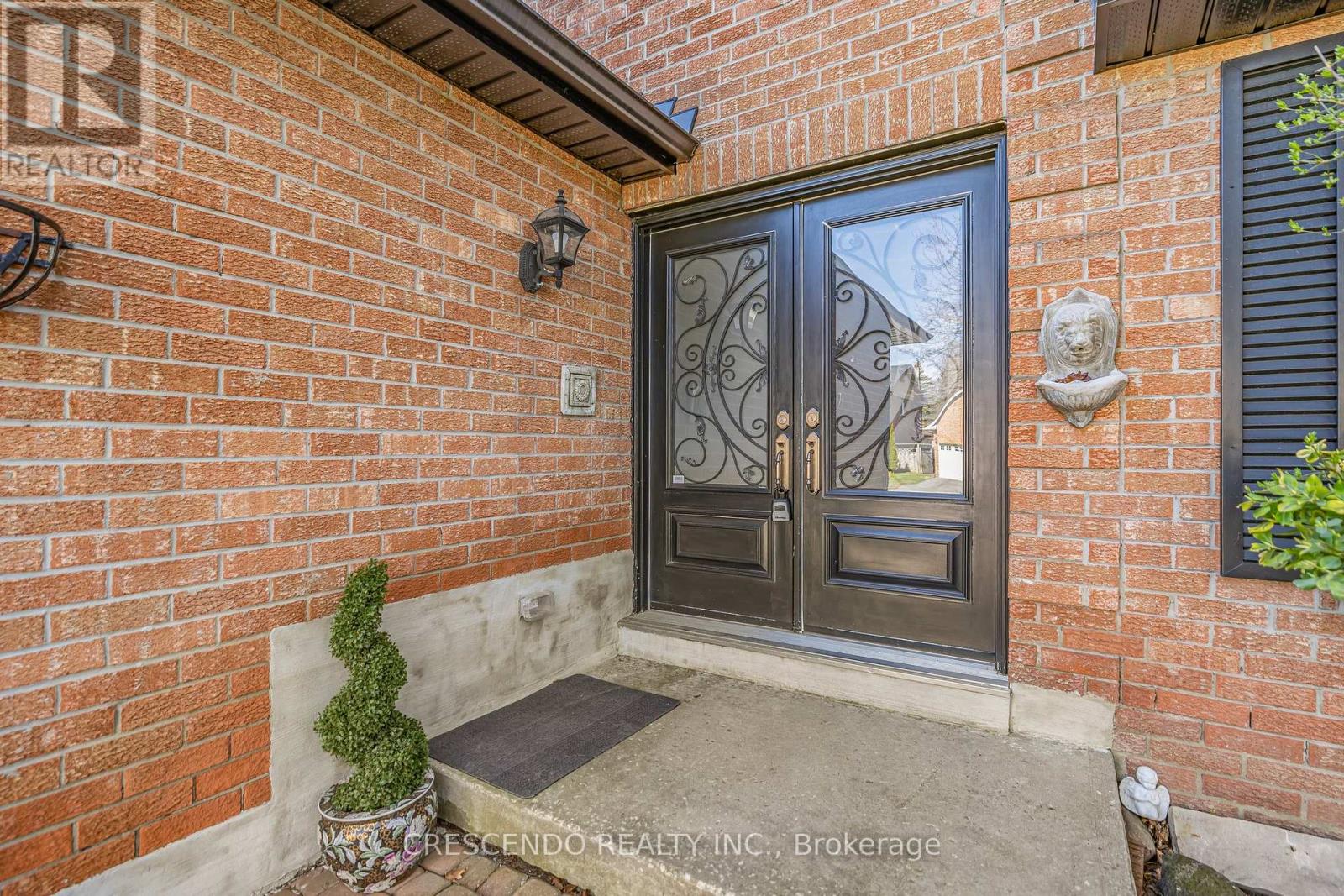 Property at 65 FERN VALLEY CRESCENT image 5