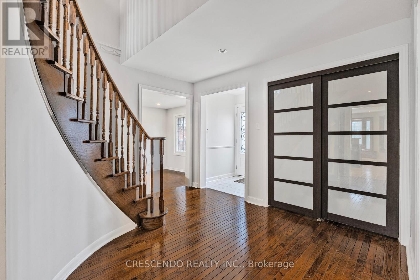 65 Fern Valley Crescent, Richmond Hill, Ontario  L4E 2J3 - Photo 7 - N12108131