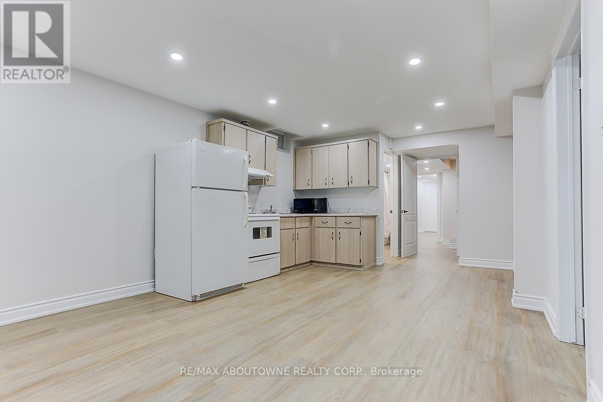 Bsmt - 9 Belwood Boulevard, Vaughan, Ontario  L4K 5H4 - Photo 3 - N12108199