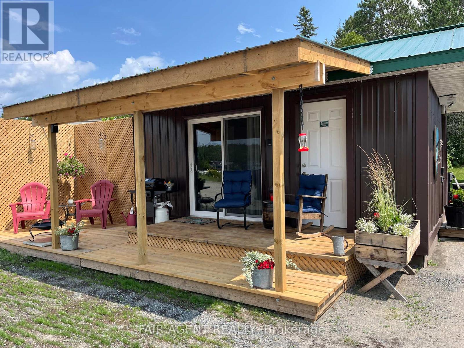 9 Stevens Road, Temagami, Ontario  P0H 2H0 - Photo 31 - X12091332