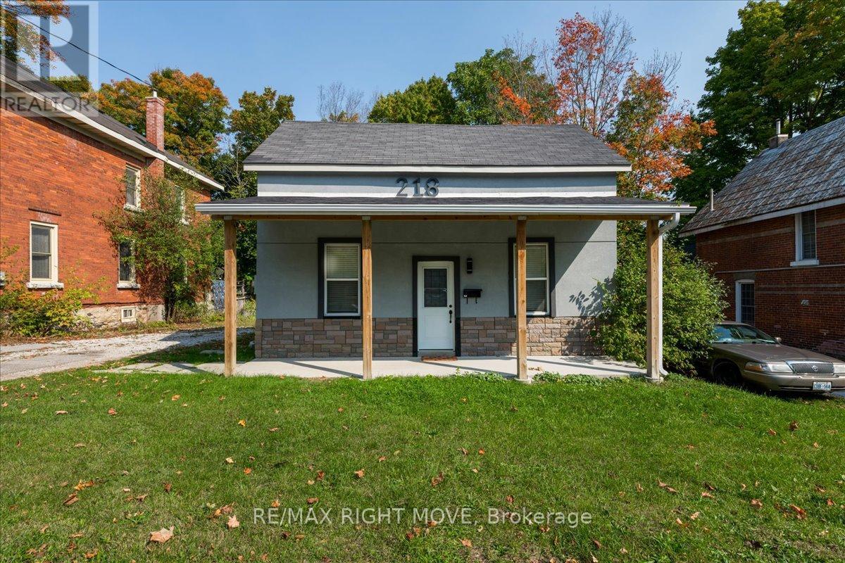Property at 218 WEST STREET N image 1