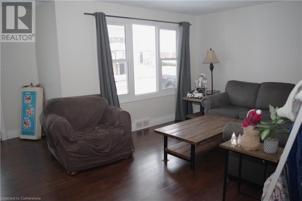 575 Barber Avenue N, Listowel, Ontario  N4W 1S4 - Photo 6 - 40703321