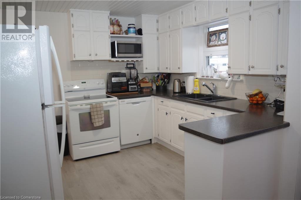 575 Barber Avenue N, Listowel, Ontario  N4W 1S4 - Photo 10 - 40703321