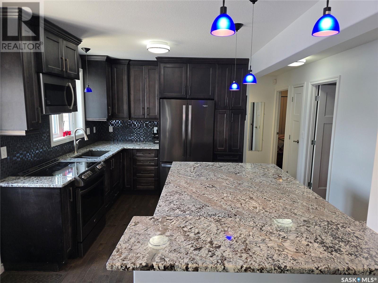 Property at 916 Forget STREET image 3