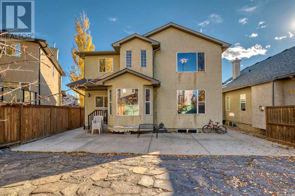Property at 180 Panatella Close NW image 2