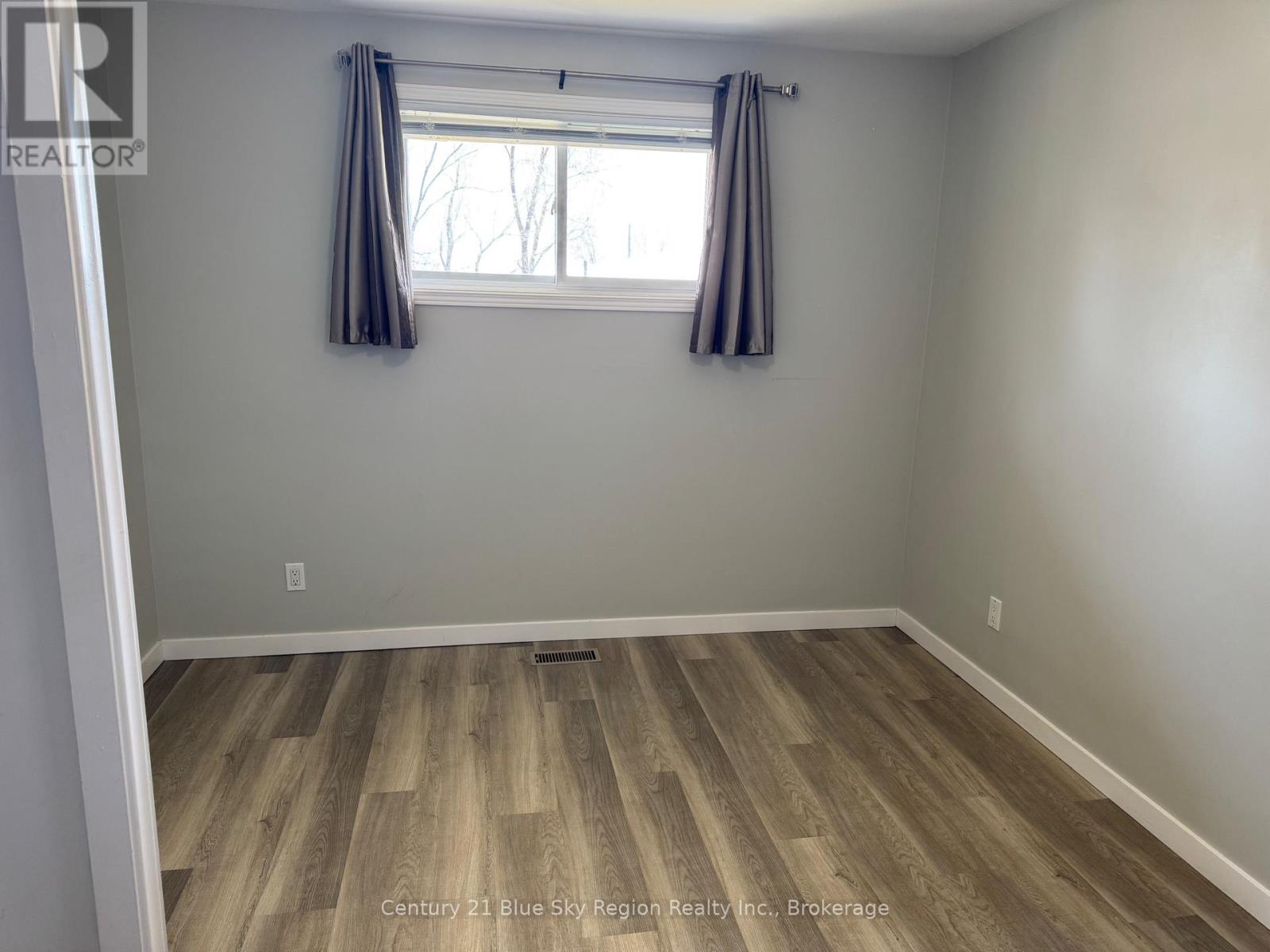 263 Ski Club Road, North Bay, Ontario  P1B 7R1 - Photo 11 - X12075480