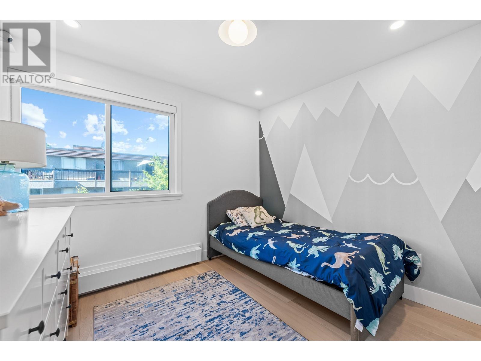 215 2121 W 6th Avenue, Vancouver, British Columbia  V6K 1V5 - Photo 22 - R2990210