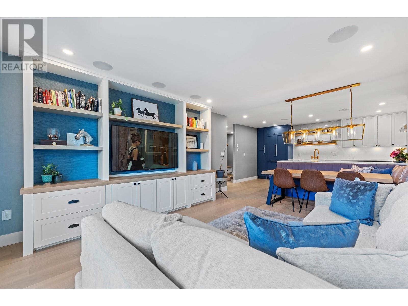 215 2121 W 6th Avenue, Vancouver, British Columbia  V6K 1V5 - Photo 13 - R2990210