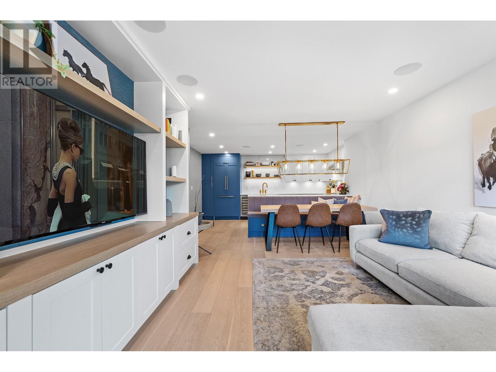215 2121 W 6th Avenue, Vancouver, British Columbia  V6K 1V5 - Photo 12 - R2990210