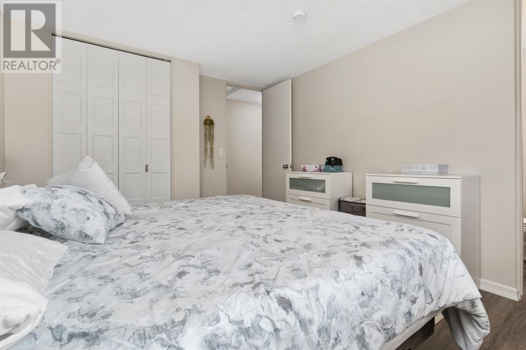 6117 Enevold Drive, Camrose, Alberta  T4V 3J7 - Photo 14 - A2215120