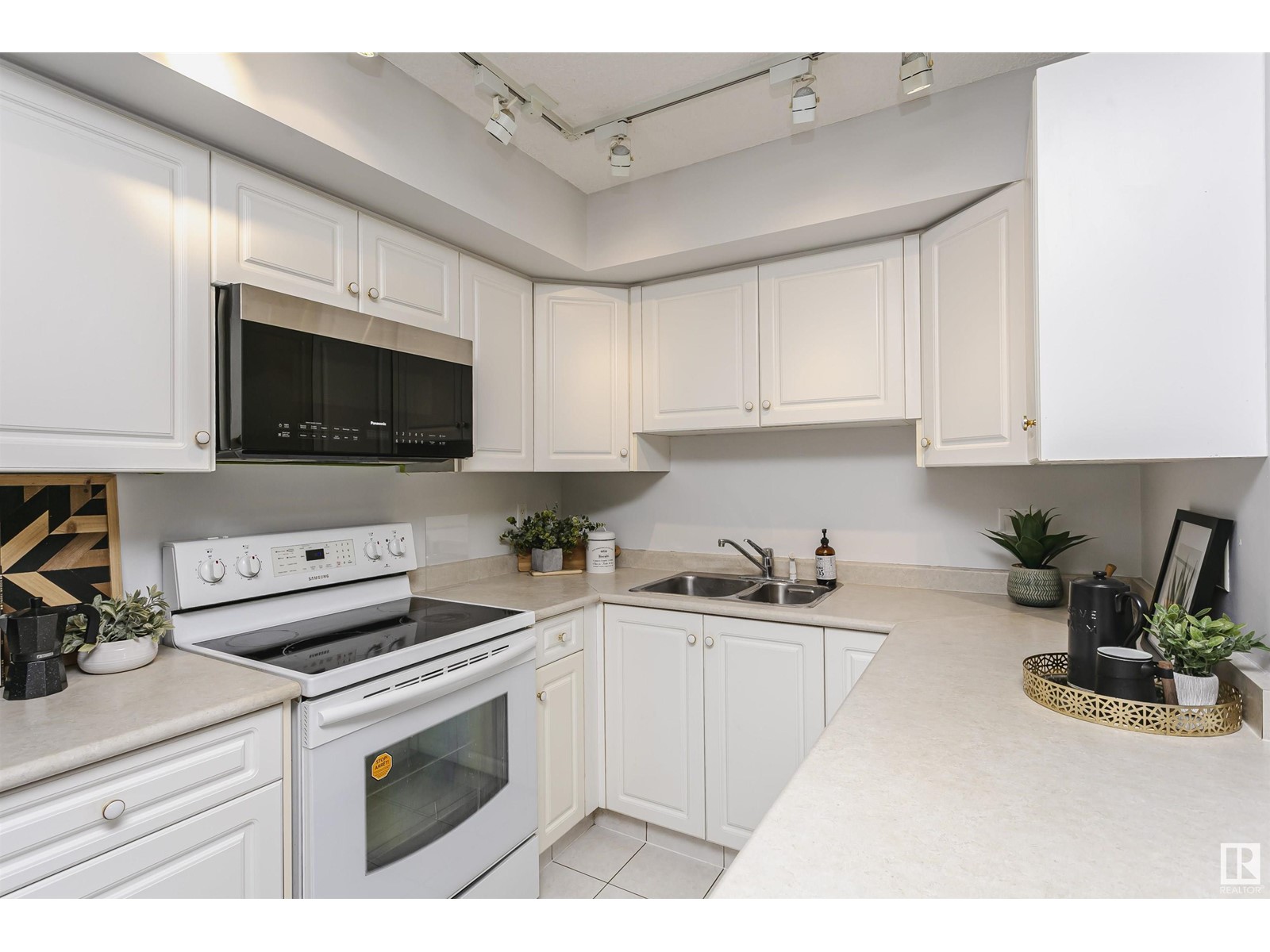 #1107 9741 110 St Nw, Edmonton, Alberta  T5K 2V8 - Photo 16 - E4431151