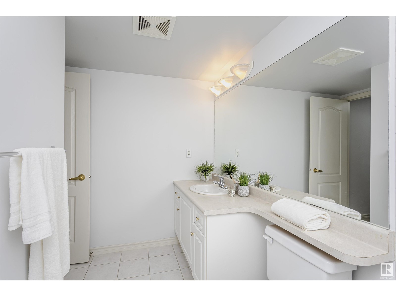 #1107 9741 110 St Nw, Edmonton, Alberta  T5K 2V8 - Photo 37 - E4431151