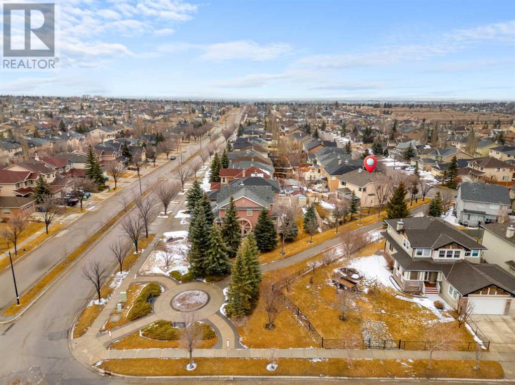 Property at 226 Everwillow Close SW image 4