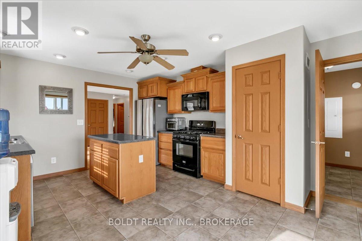 659 Port Maitland Road, Haldimand, Ontario  N1A 2W6 - Photo 28 - X12108241