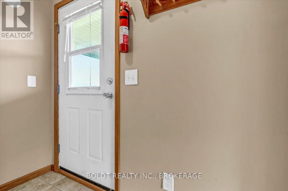 659 Port Maitland Road, Haldimand, Ontario  N1A 2W6 - Photo 32 - X12108241