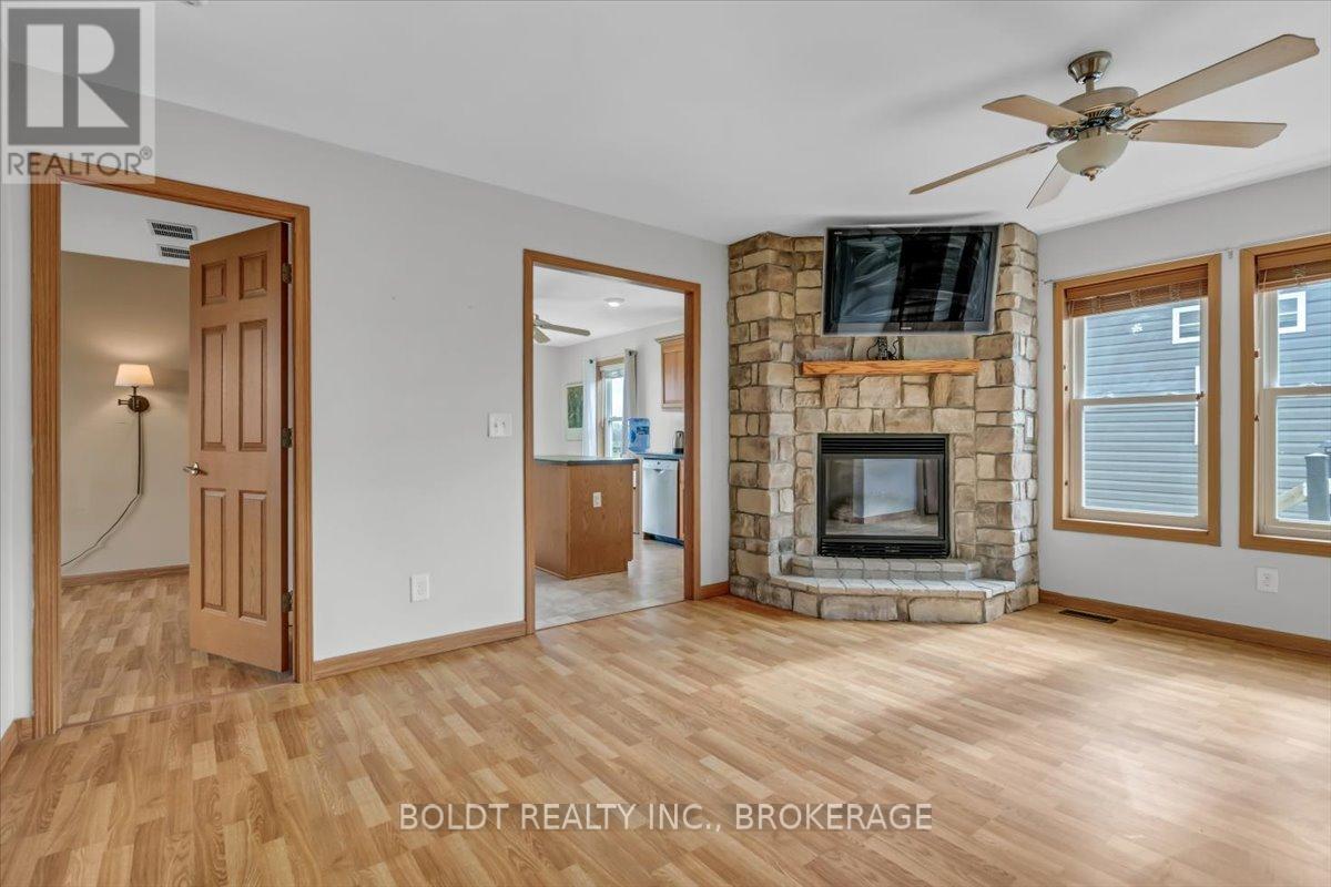 659 Port Maitland Road, Haldimand, Ontario  N1A 2W6 - Photo 6 - X12108241