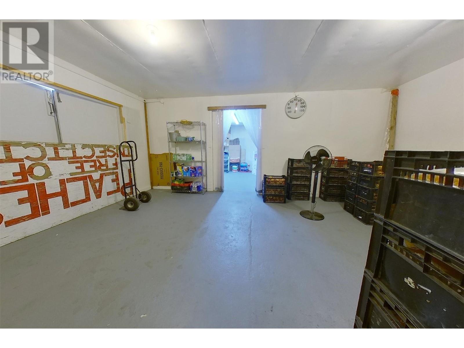 2813 3 Highway, Creston, British Columbia  V0B 1G1 - Photo 23 - 10337648