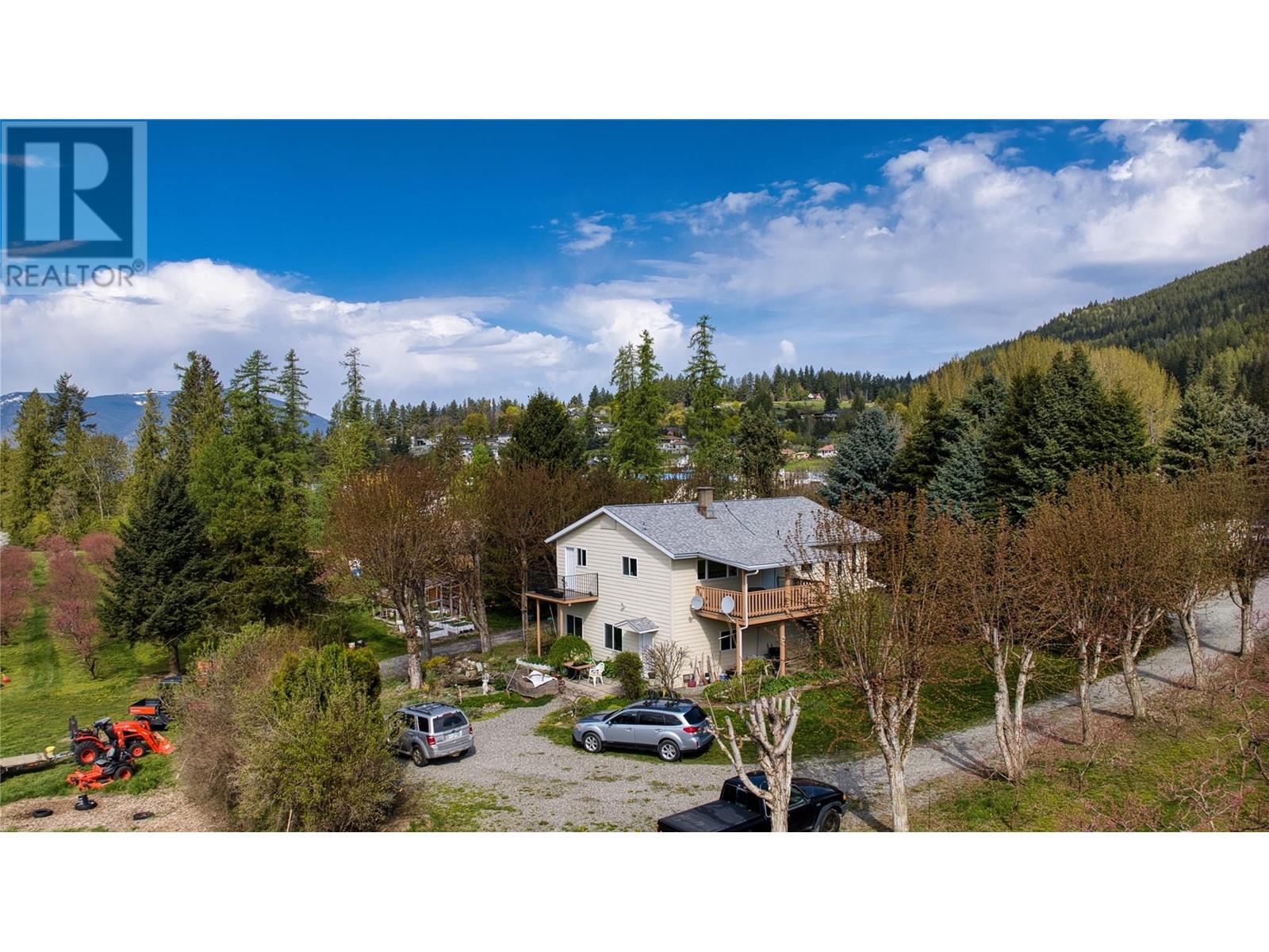 2813 3 Highway, Creston, British Columbia  V0B 1G1 - Photo 30 - 10337648